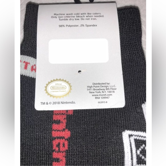 Nintendo Crew Socks 2 Pair Men 6.5-12 Gray Black w Controller Classic NES Gamer - Picture 4 of 9